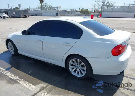 2011 BMW 328I из США, поврежденный, VIN WBAPH5C55BA440768